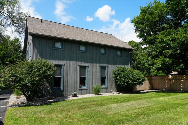 2 Jockey Hollow Road, Warwick