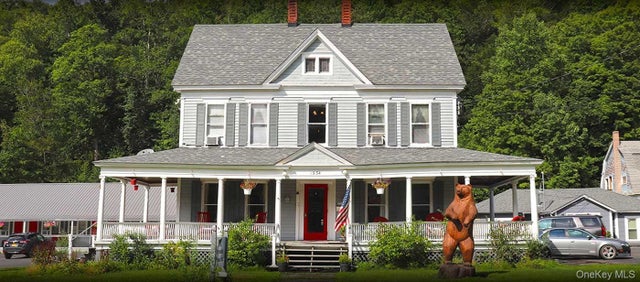 1934 Old Route 17, Roscoe