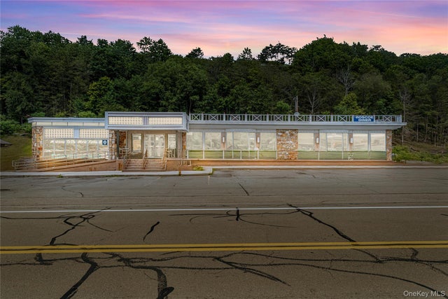 1908 Old Route 17, Roscoe