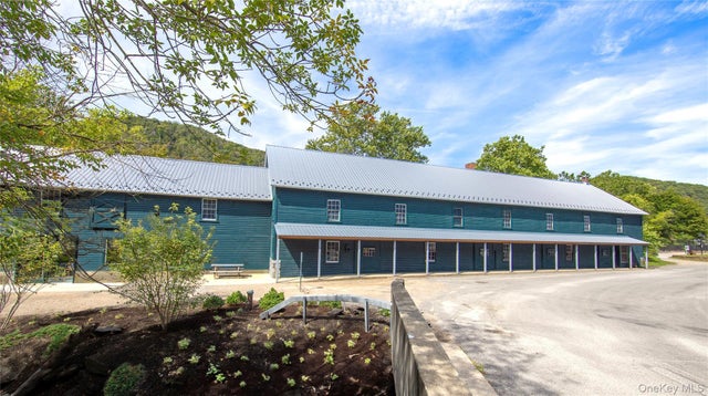 3 Main Street, Wassaic