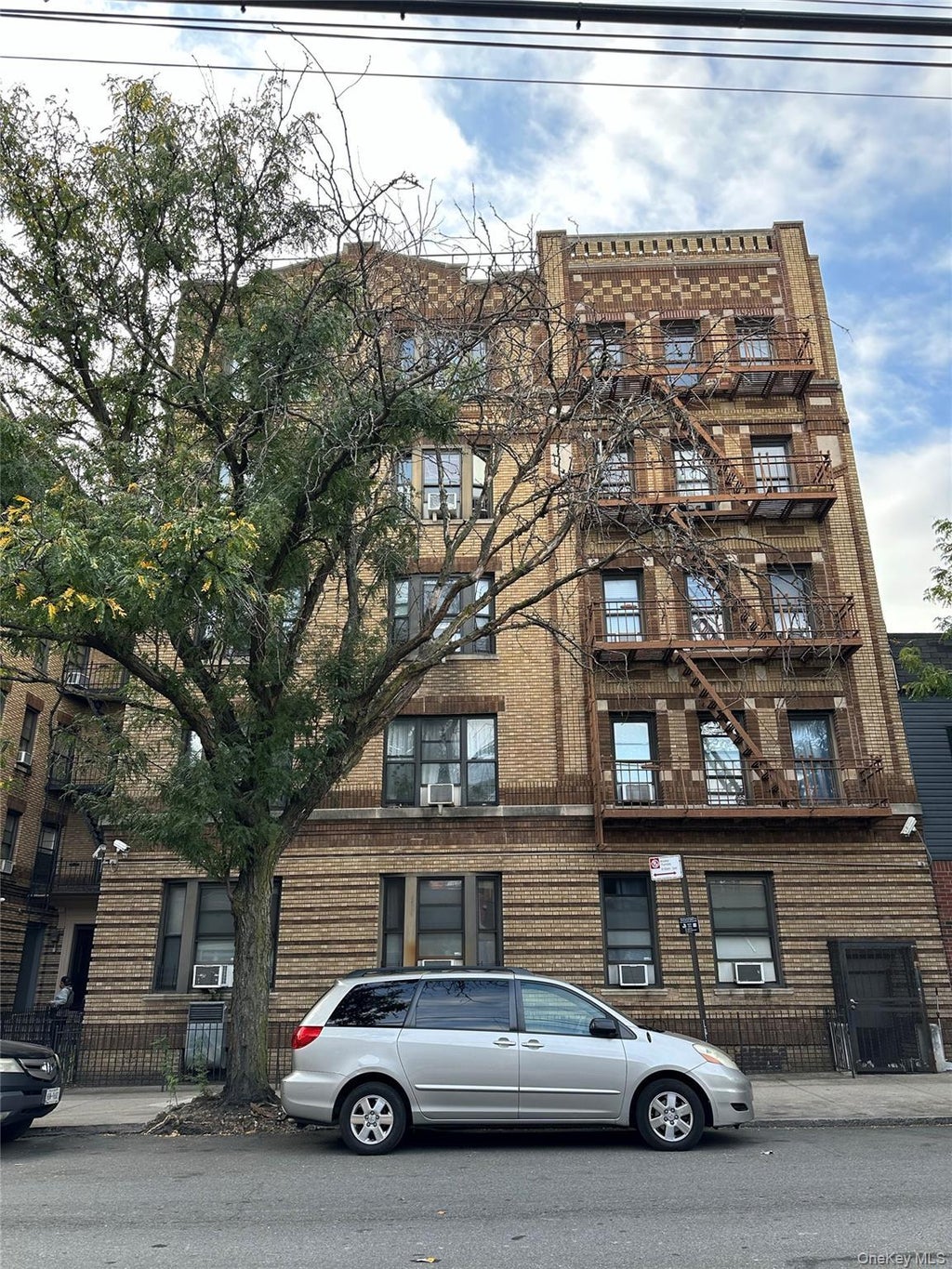 36-52 35th Street, Astoria