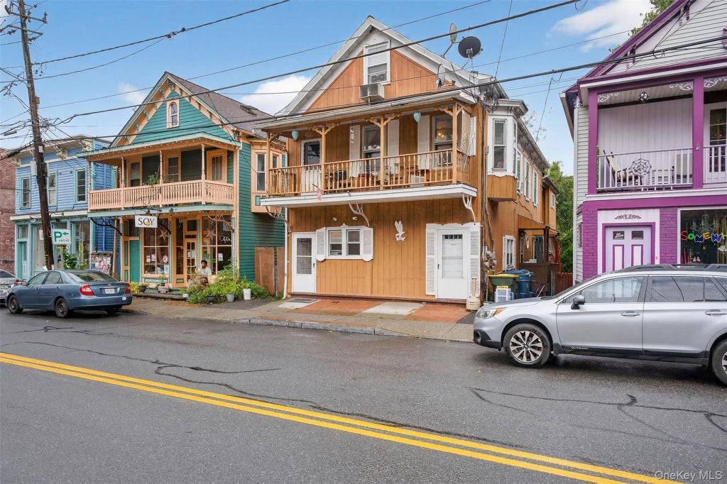 423 Main Street, Rosendale