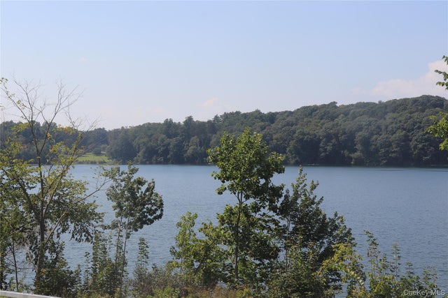 Photo of Listing #941589