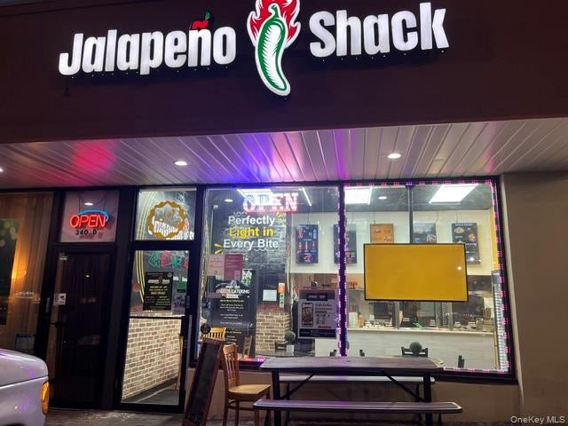 340 W. Jericho Turnpike, Huntington