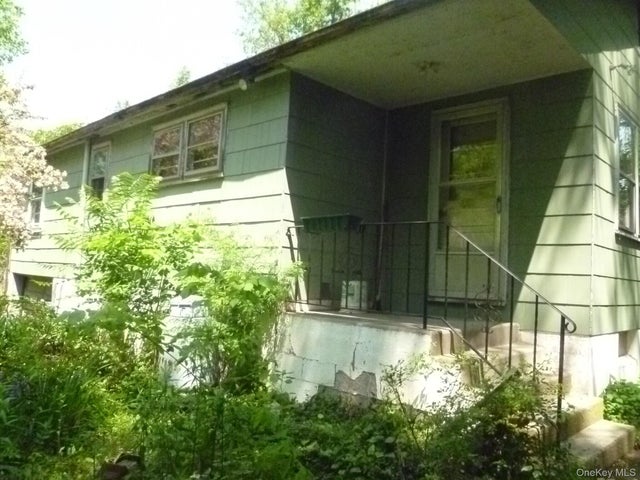 477 State Route 17k, Rock Tavern