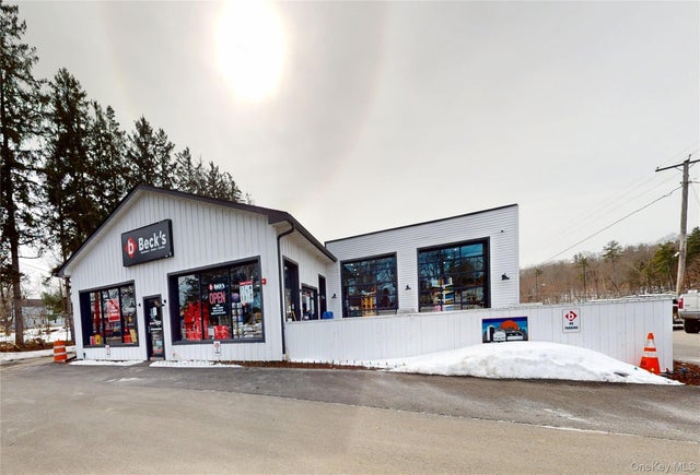 4 Bona Ventura Avenue, Wallkill