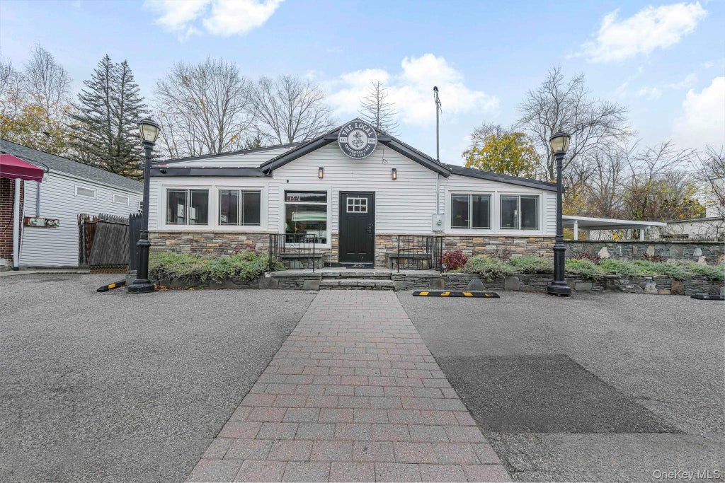 112 Windermere Avenue, Greenwood Lake