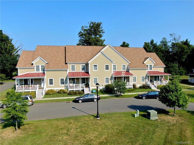 33 Firehouse Lane, Red Hook