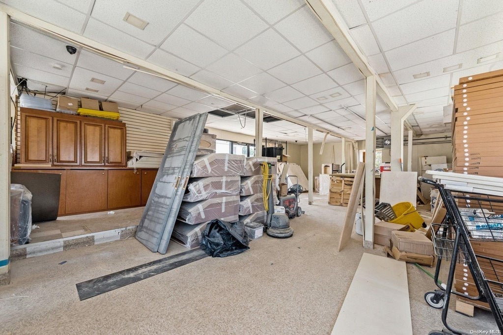 4 of 23 - 290 Meadow Avenue, East Meadow, NY