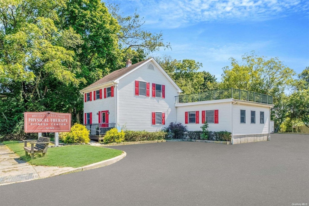 3 of 28 - 57190 Route 25, Southold, NY