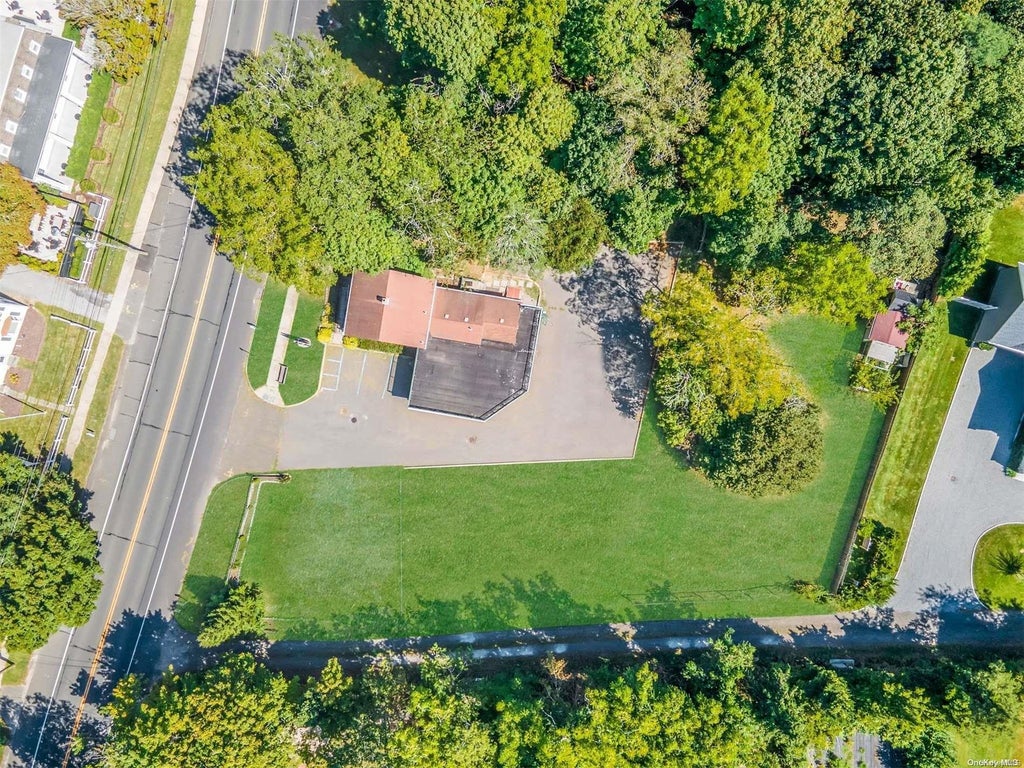 6 of 28 - 57190 Route 25, Southold, NY