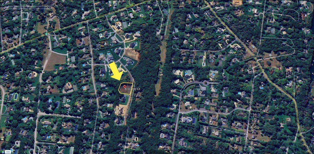 2 of 4 - 8 Webb Court, Remsenburg, NY
