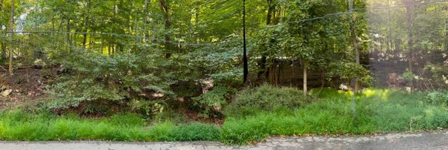 12 Laura Lane, Hopewell Junction