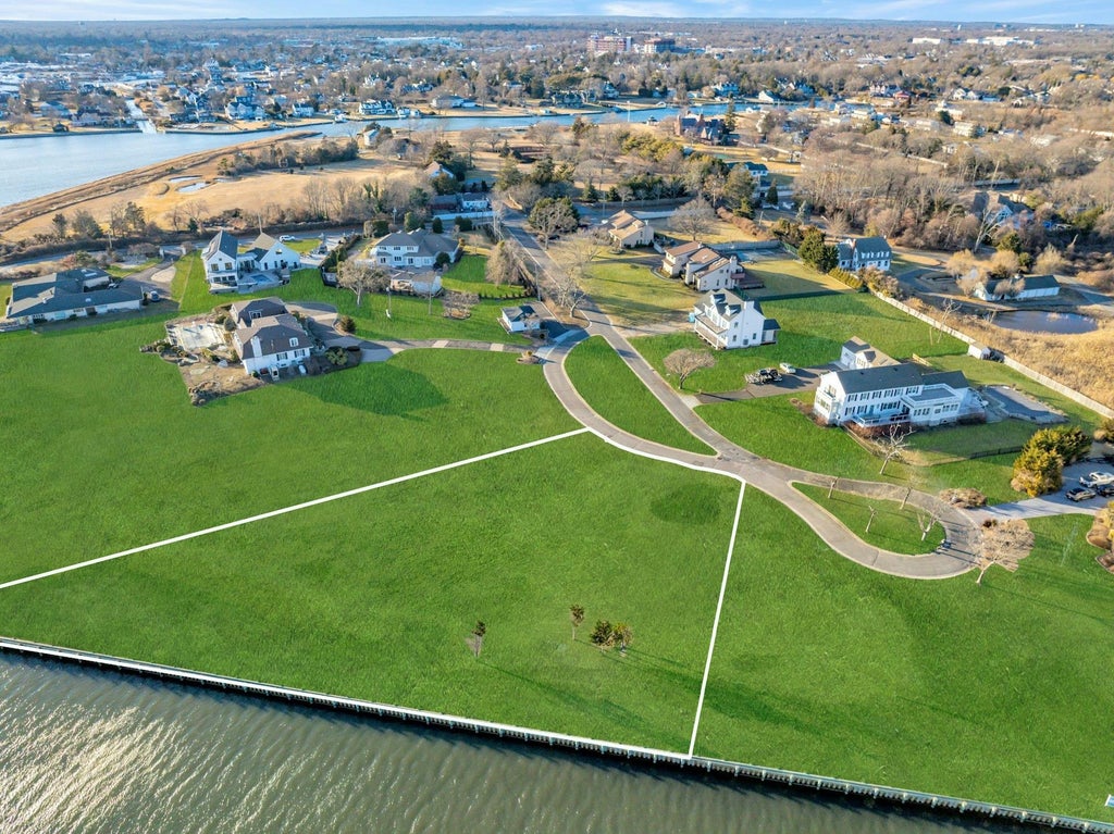 3 of 8 - Lot 5 Overlea Court, Bay Shore, NY