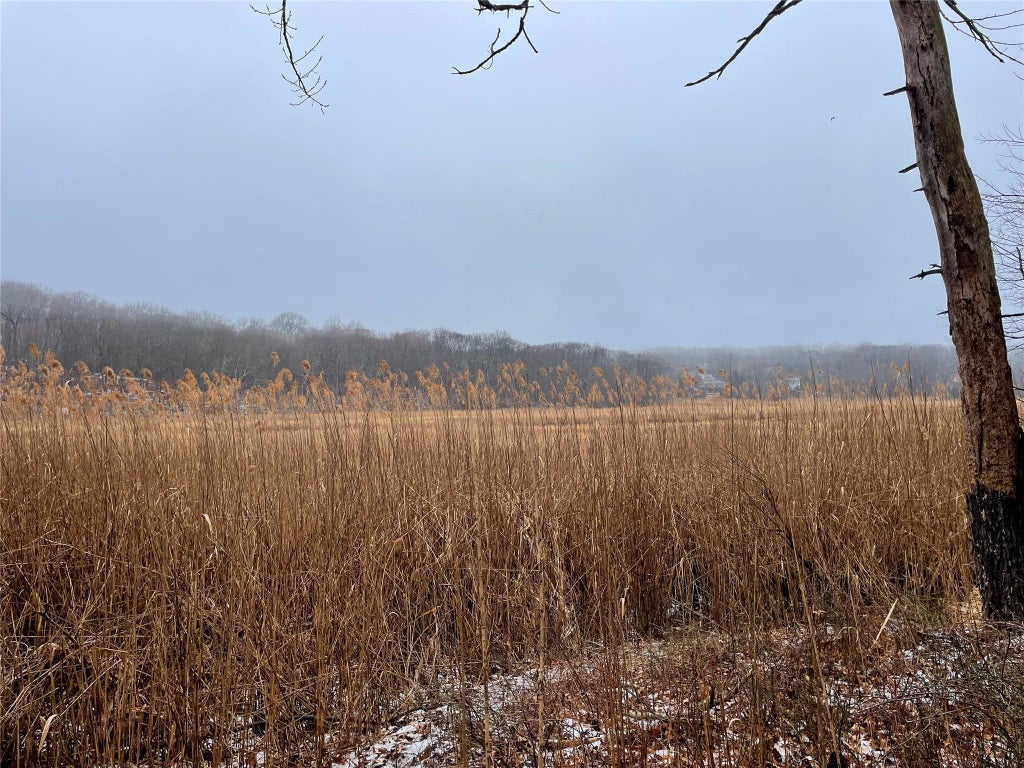 11 of 34 - 326a Nissequogue River Road, Saint James, NY