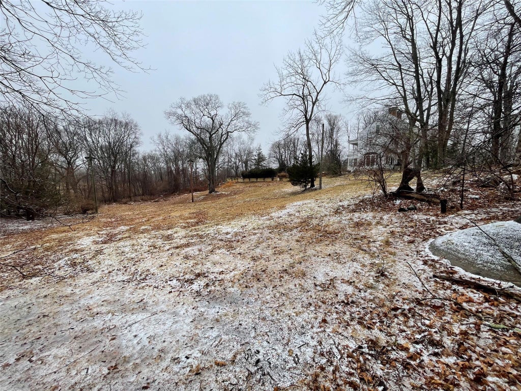 5 of 34 - 326a Nissequogue River Road, Saint James, NY