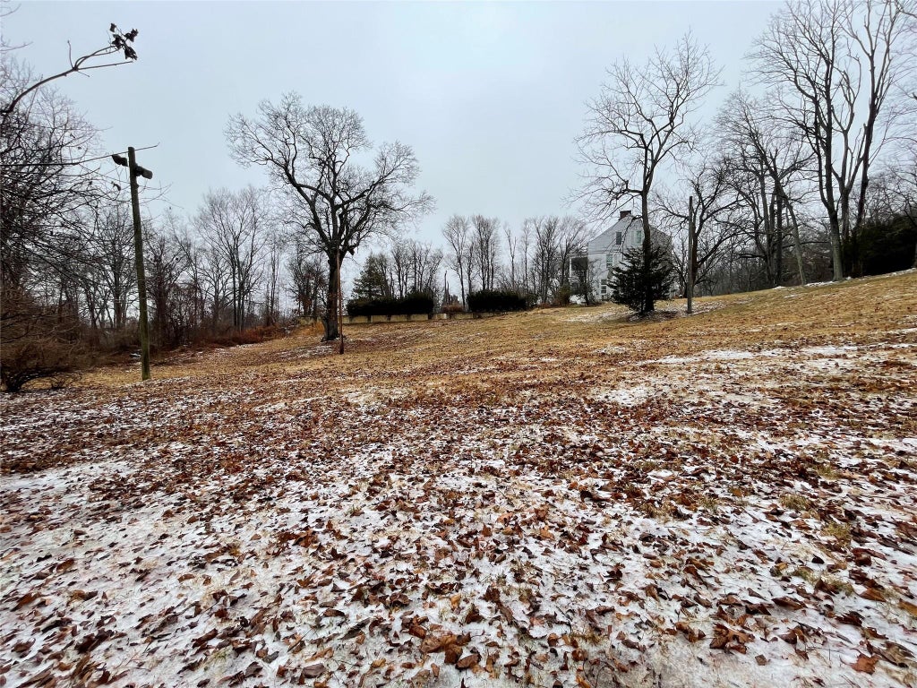 7 of 34 - 326a Nissequogue River Road, Saint James, NY