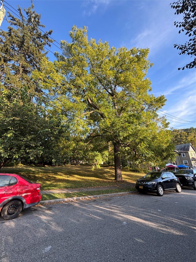 1305 Main, Peekskill