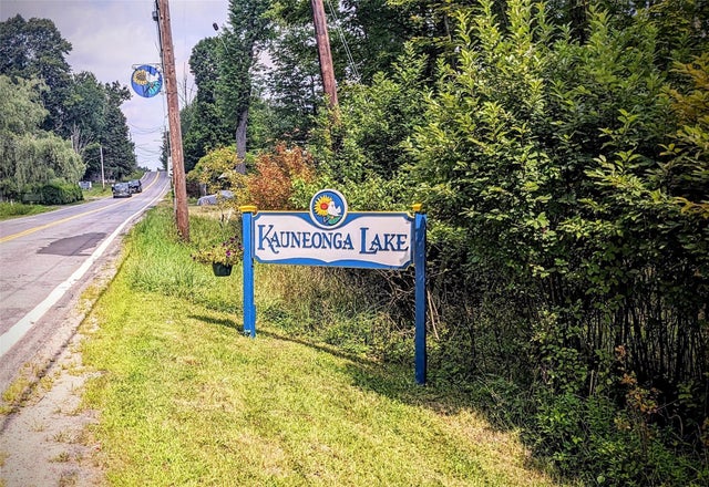 State Route 55, Kauneonga Lake