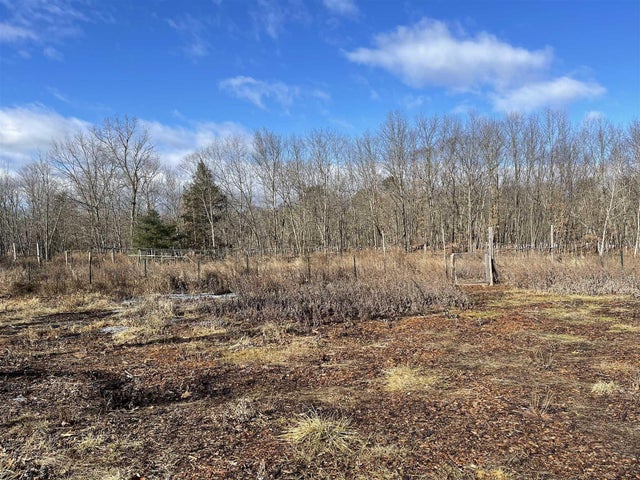 1209 Route 9g, Hyde Park