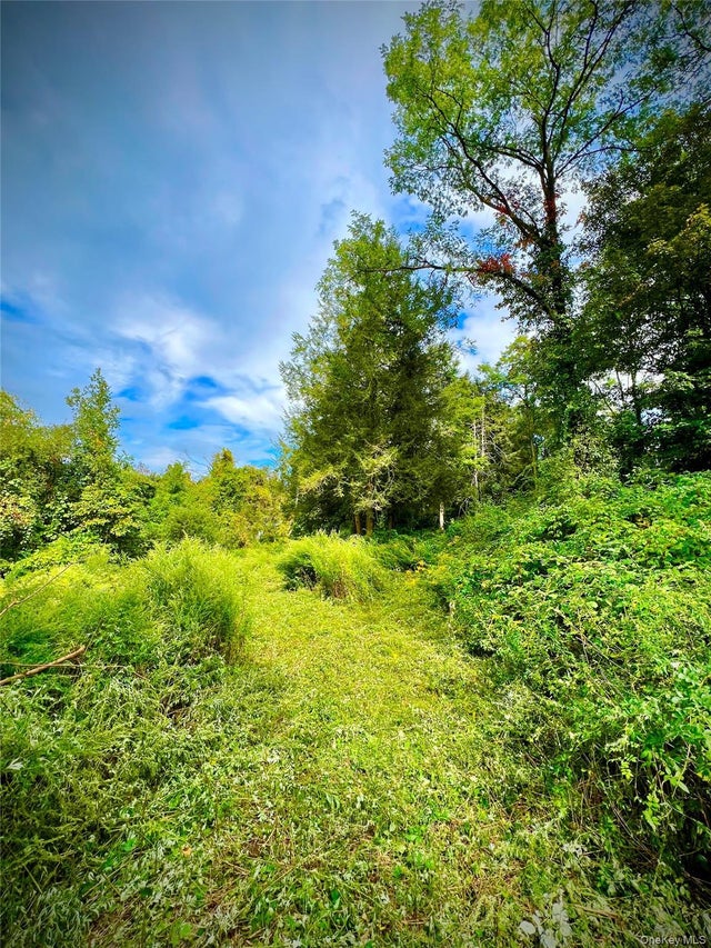 890 Route 312, Brewster