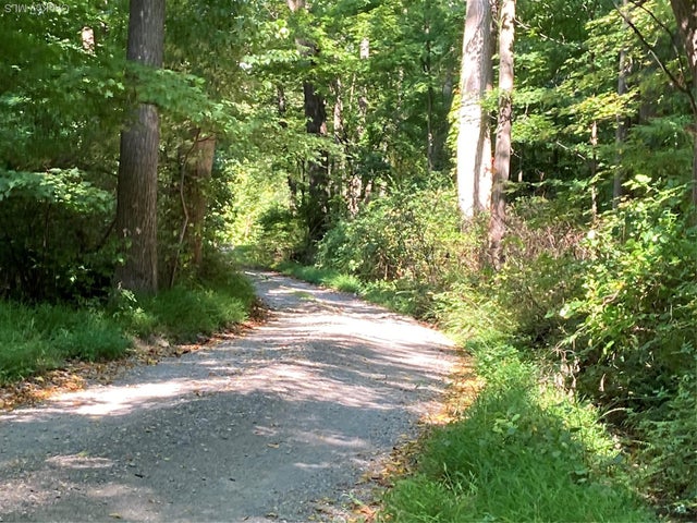 Melzingah Road, Fishkill