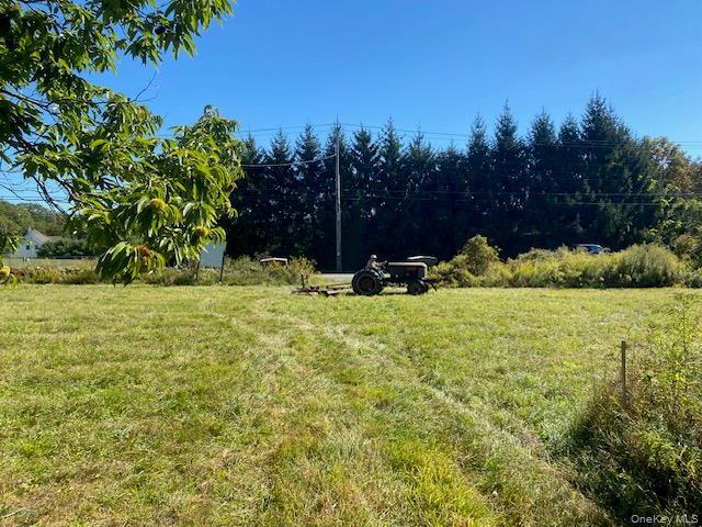 989 State Route 32, Newburgh