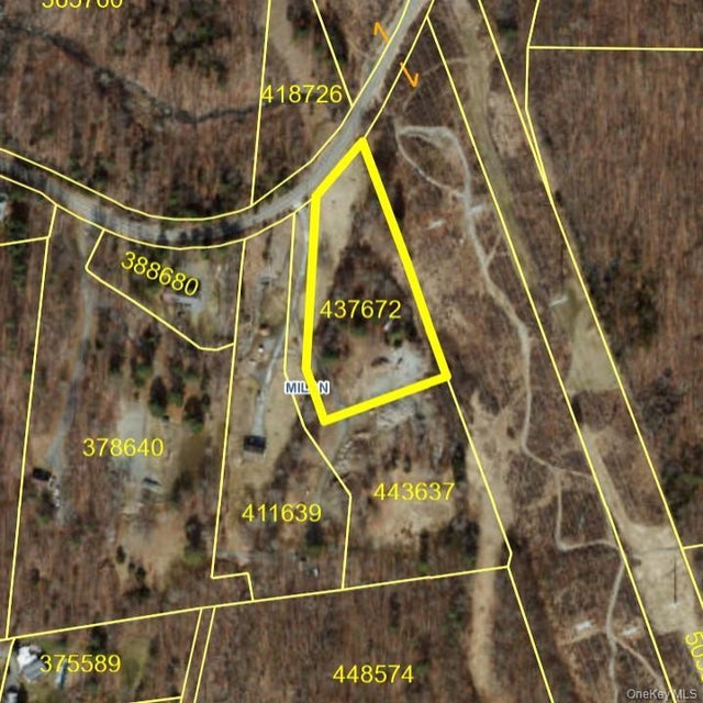 Round Lake Road, Rhinebeck