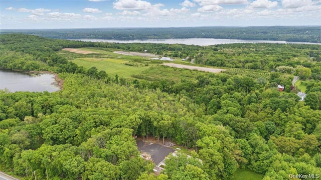 715 Broadway, Esopus