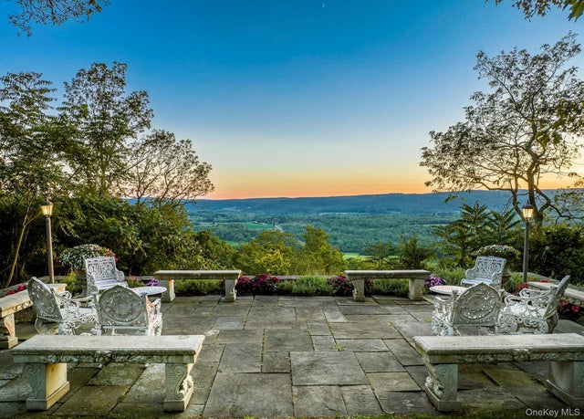 108 Westerly Ridge Drive, Amenia