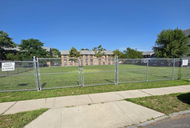 345-351 S 9th Avenue, Mount Vernon