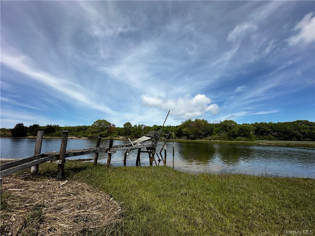 1775 Naugles Drive, Mattituck