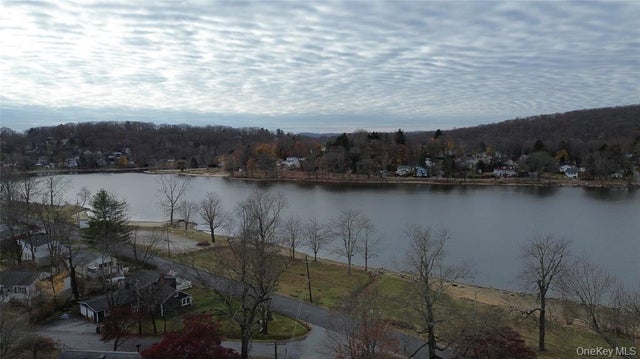 Photo of Listing #966604