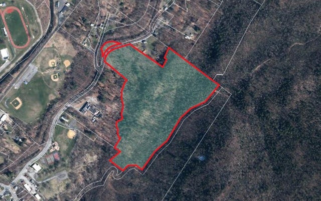 Berme Road, Ellenville