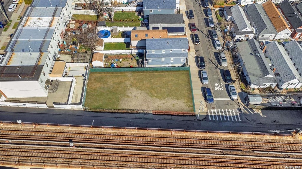 1 of 13 - 305 Beach 101st St., Far Rockaway, NY