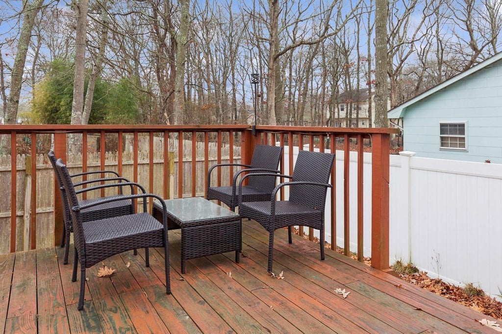 9 of 29 - 72 Stackyard Drive, Mastic Beach, NY