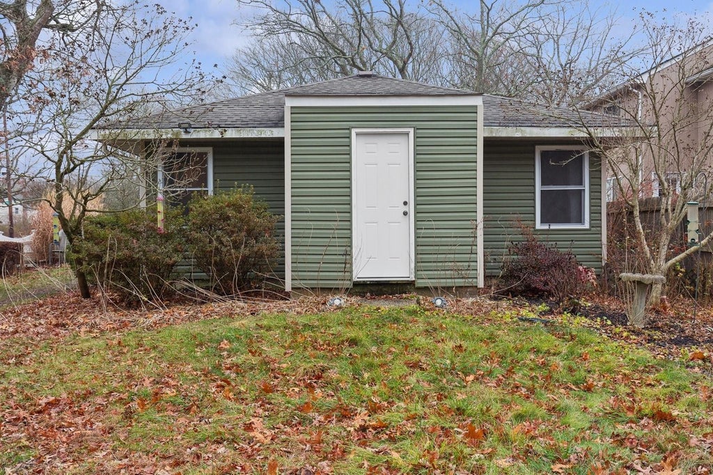 12 of 29 - 72 Stackyard Drive, Mastic Beach, NY
