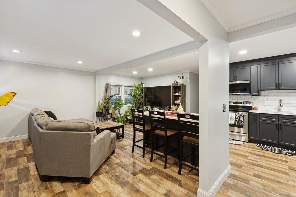 13 of 29 - 72 Stackyard Drive, Mastic Beach, NY