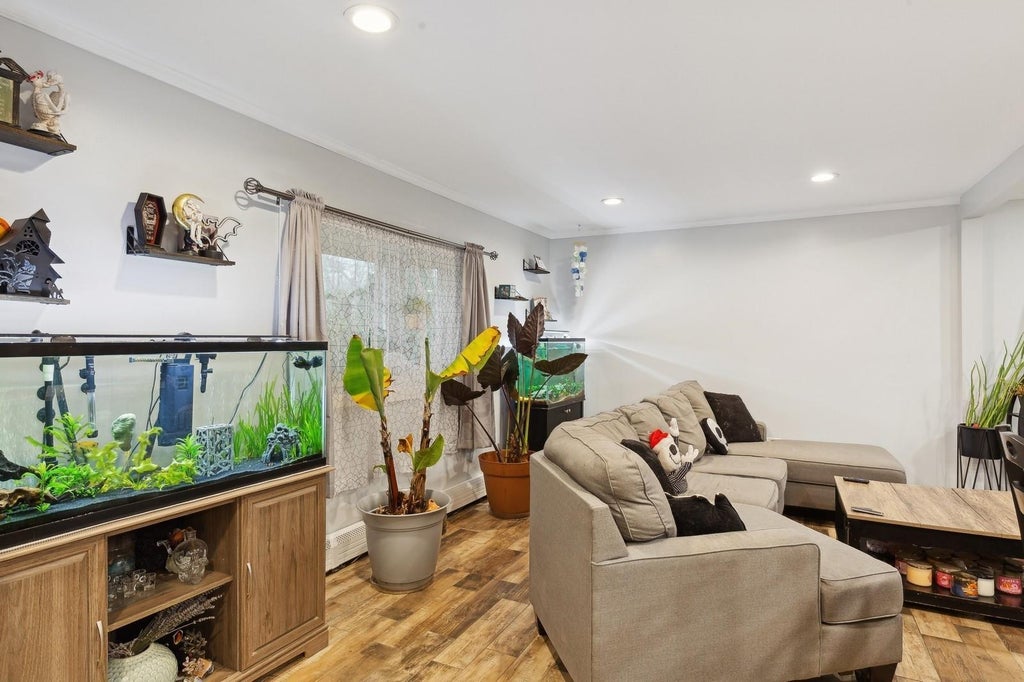 14 of 29 - 72 Stackyard Drive, Mastic Beach, NY