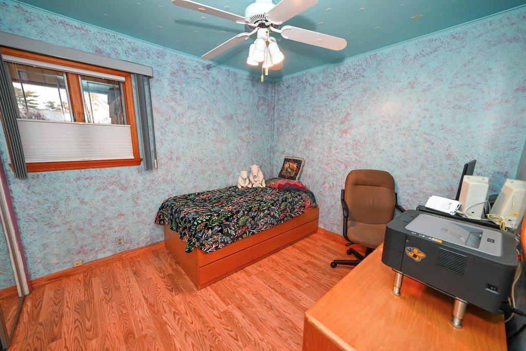 13 of 26 - 709 Brower Avenue, Franklin Square, NY