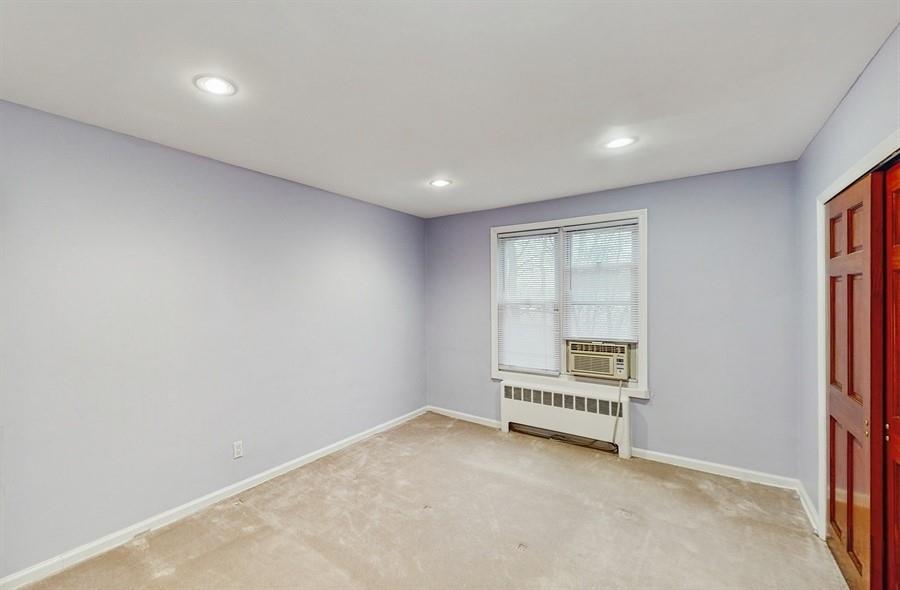 15 of 26 - Undisclosed, Roslyn Heights, NY