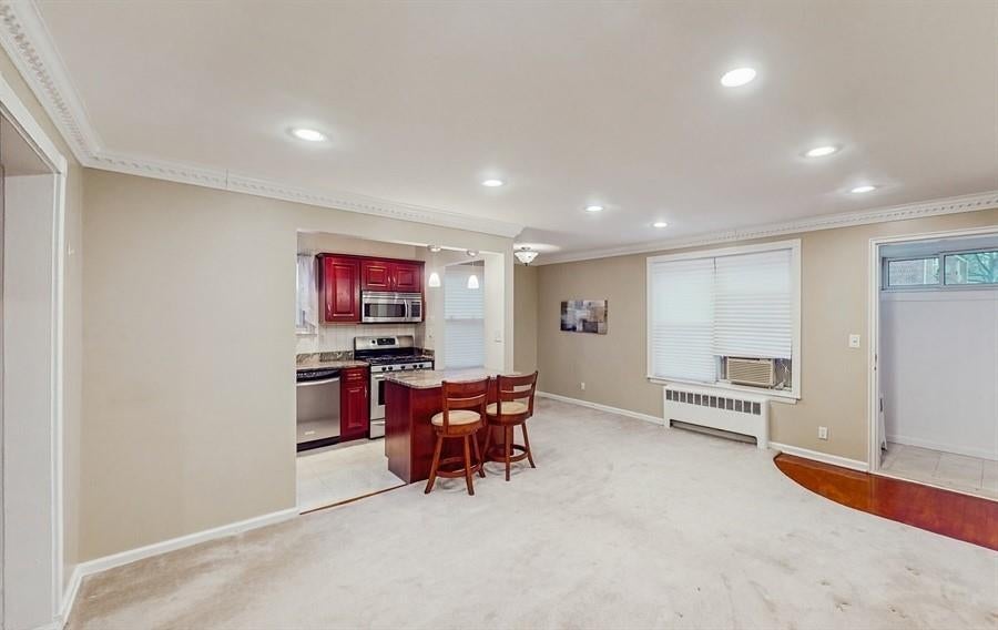 4 of 26 - Undisclosed, Roslyn Heights, NY