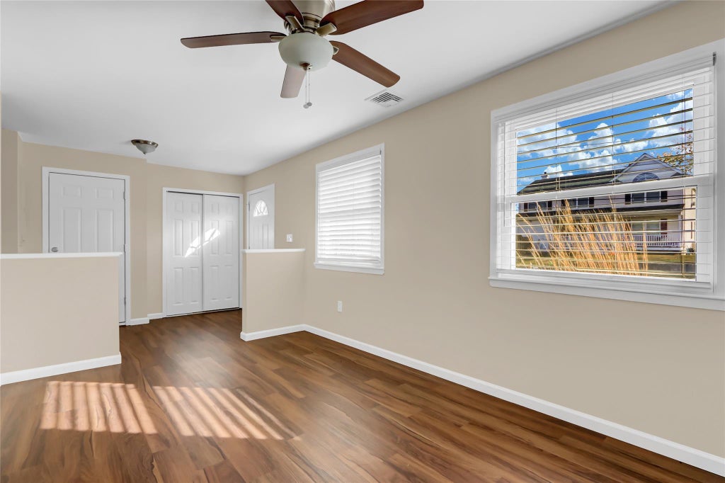 5 of 18 - 7 Elm Road, Mastic Beach, NY