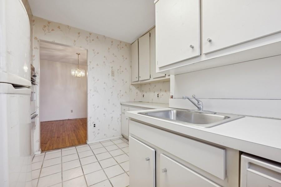 17 of 31 - 200 Atlantic Avenue # 224, Lynbrook, NY