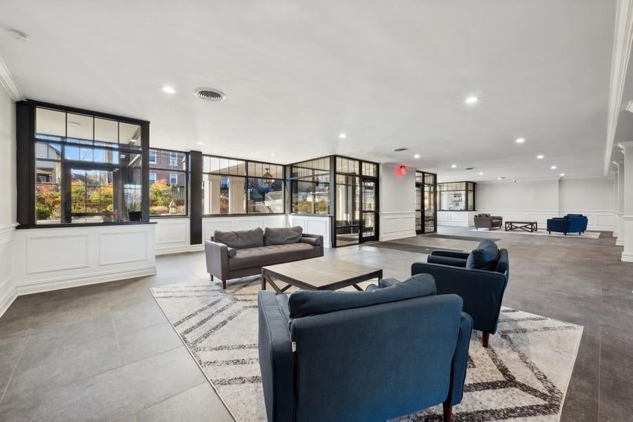4 of 31 - 200 Atlantic Avenue # 224, Lynbrook, NY