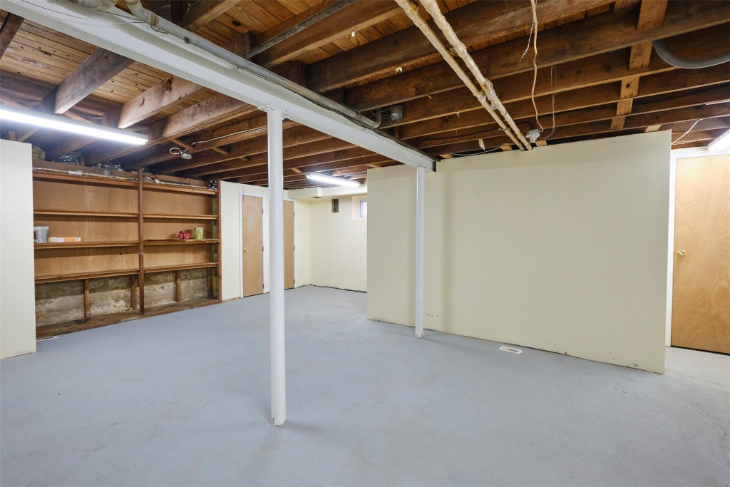 21 of 29 - 387 Garden St., East Meadow, NY