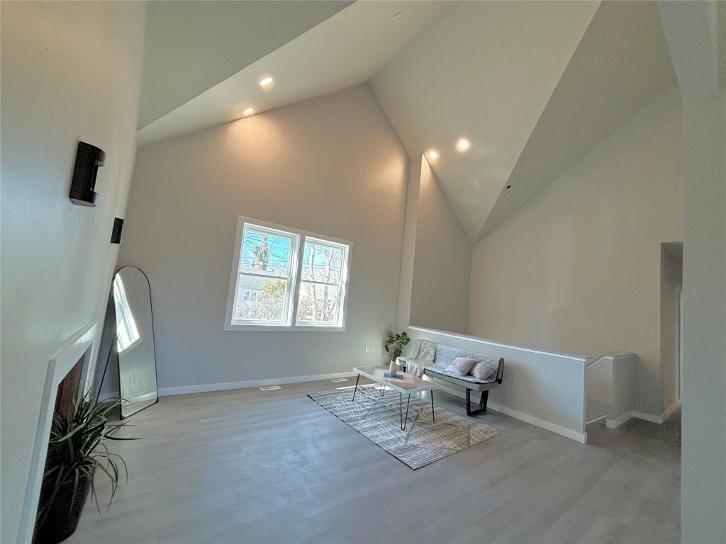 9 of 20 - 125 Lynbrook Drive, Mastic Beach, NY