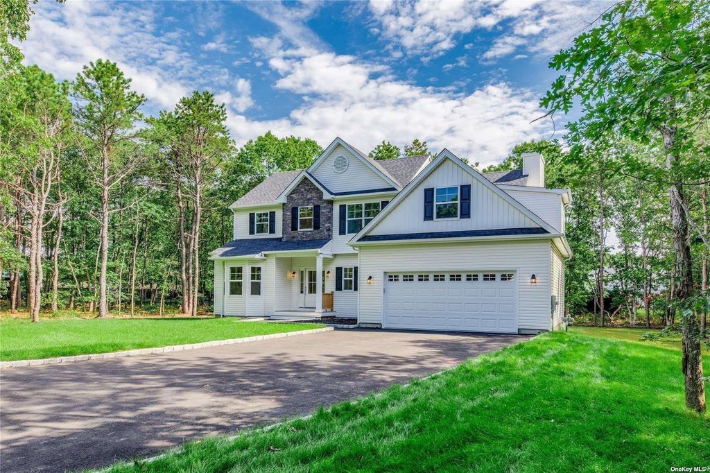 30 of 35 - 7 9th St., Center Moriches, NY