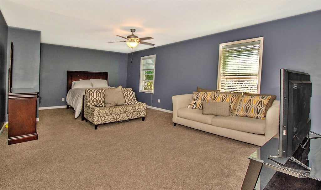 10 of 25 - 8 Maple Drive, Warwick, NY