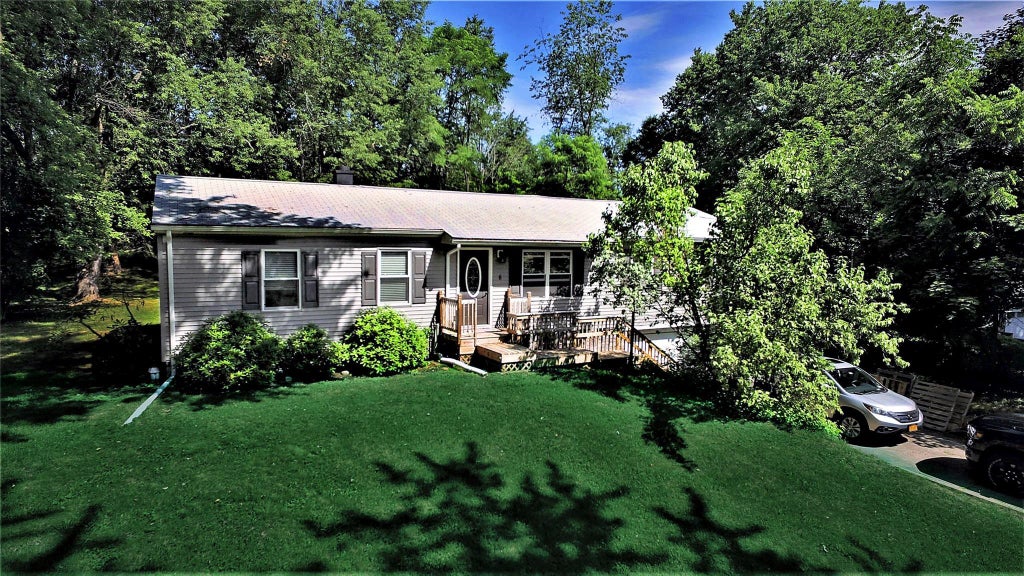 1 of 25 - 8 Maple Drive, Warwick, NY